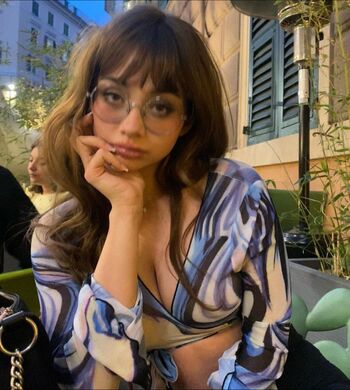 Full leaked Italian girls private onlyfans photo
