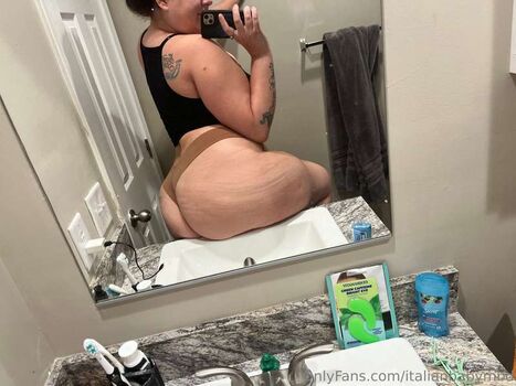 Full leaked Italianbabymbd private onlyfans photo