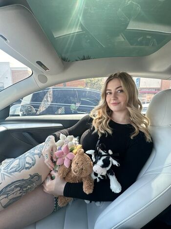 Full leaked Itsbellaxrose private onlyfans photo
