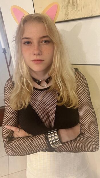 Full leaked Itsbumblebea private onlyfans photo