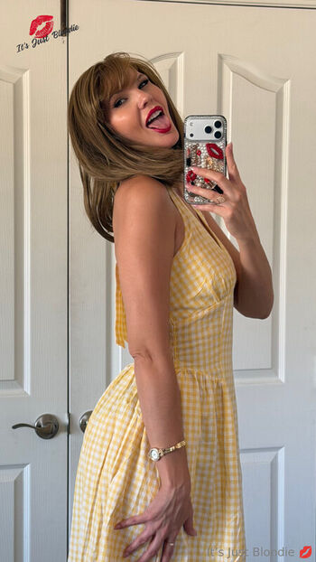 Full leaked Itsjustblondie page private onlyfans photo