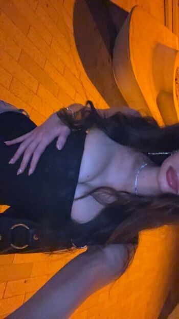 Full leaked Itskarinatori private onlyfans photo