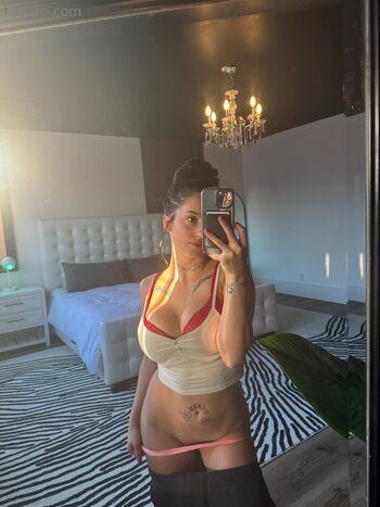 Full leaked Itskarlianne private onlyfans photo