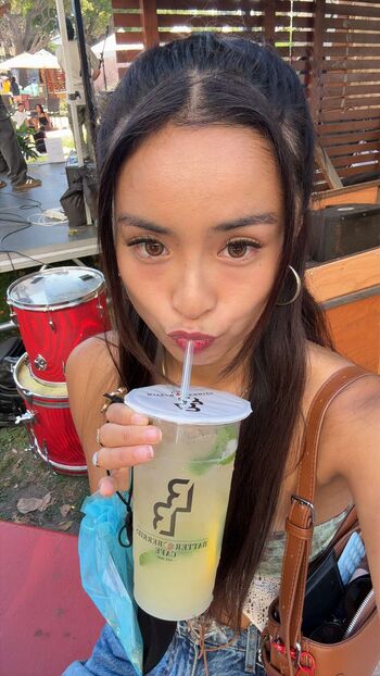 Full leaked Itslaaurr private onlyfans photo