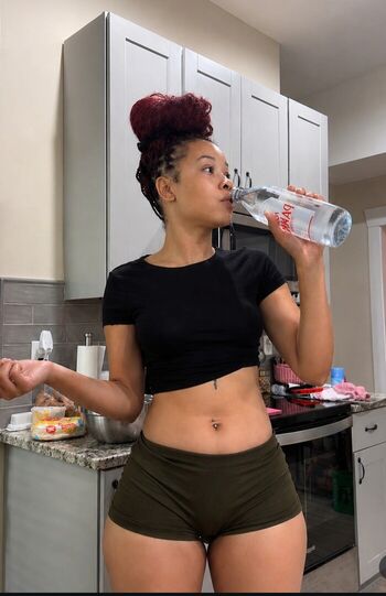 Full leaked Itsleevisualss private onlyfans photo