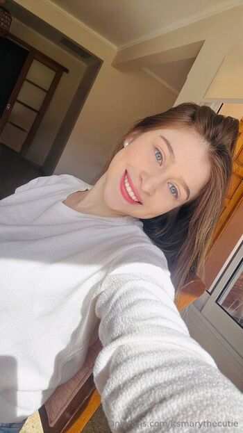 Full leaked Itsmarythecutie private onlyfans photo