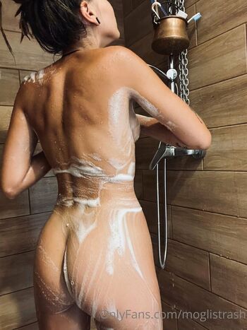 Full leaked Itsmemogli private onlyfans photo