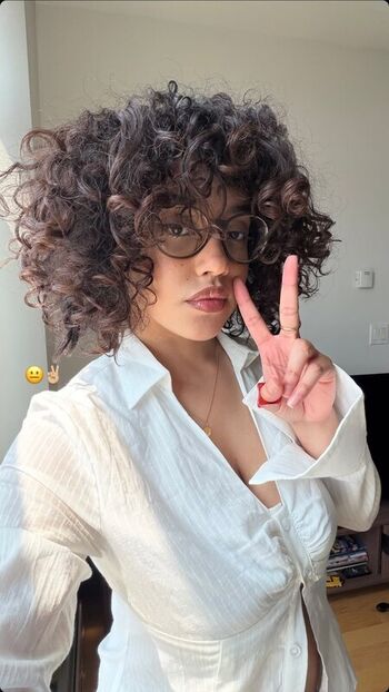 Full leaked Itsqueennovaa private onlyfans photo