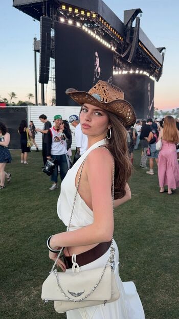 Full leaked Itssluciaf private onlyfans photo