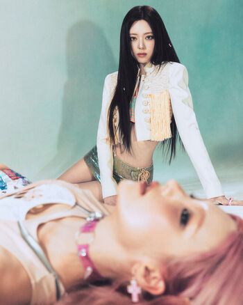 Full leaked Itzy all in us page private onlyfans photo