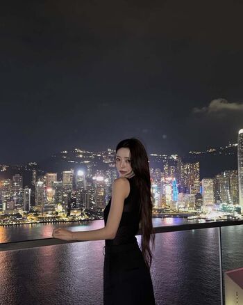 Full leaked Itzy all in us page private onlyfans photo