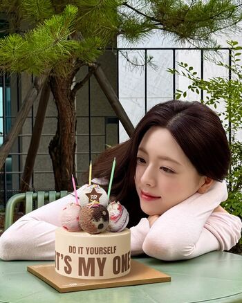 Full leaked Itzy all in us private onlyfans photo