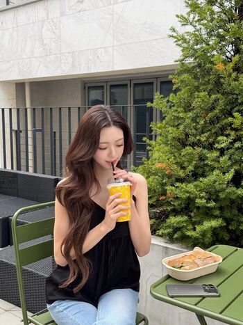 Full leaked Itzy all in us page private onlyfans photo