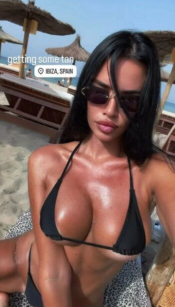 Full leaked Ivana knoll page private onlyfans photo