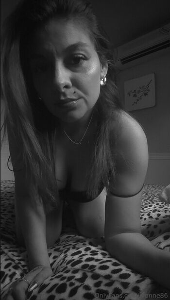 Ivonne86