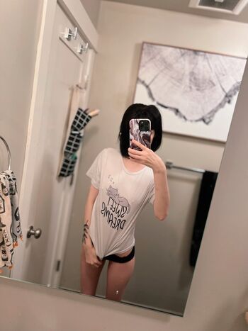 Full leaked Ivy aura private onlyfans photo