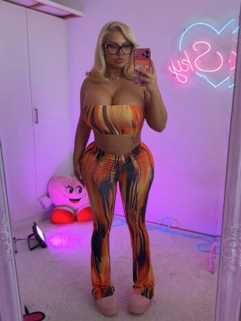 Full leaked Ivysky private onlyfans photo