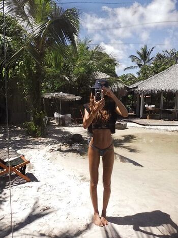 Full leaked Izabel goulart page private onlyfans photo
