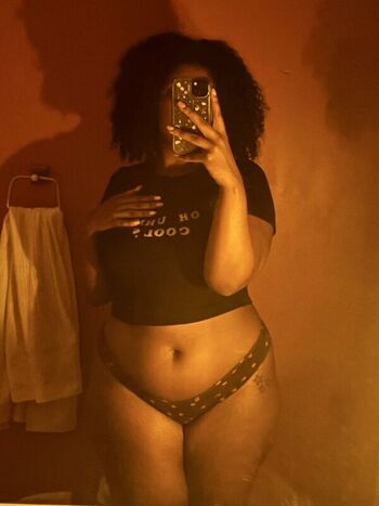 Full leaked Izzbizz private onlyfans photo