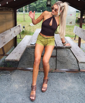 Full leaked Izzi dame private onlyfans photo