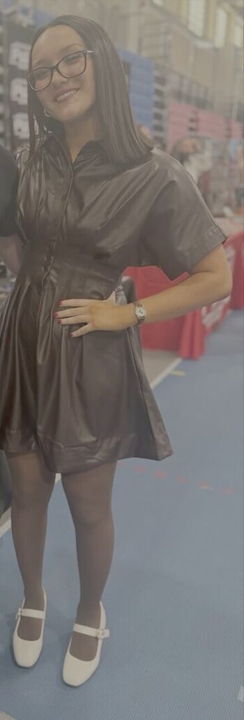 Izzy Moreno / ItsIzzyMania