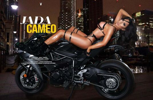 Jada Cameo