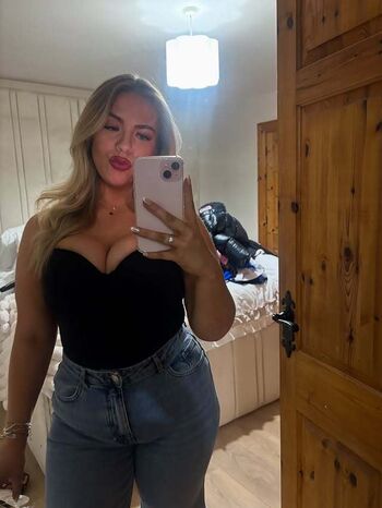 Full leaked Jade savage private onlyfans photo