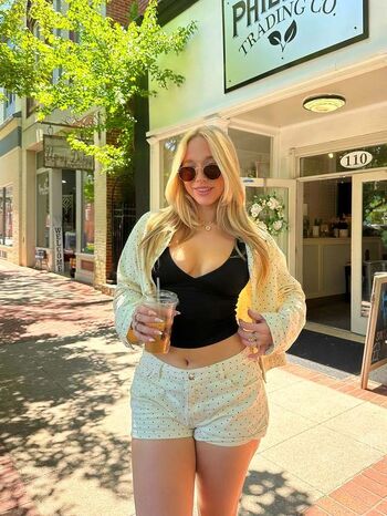 Full leaked Jade wells private onlyfans photo