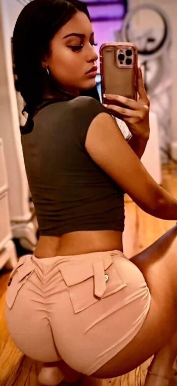 Full leaked Jadeli rosa  page private onlyfans photo