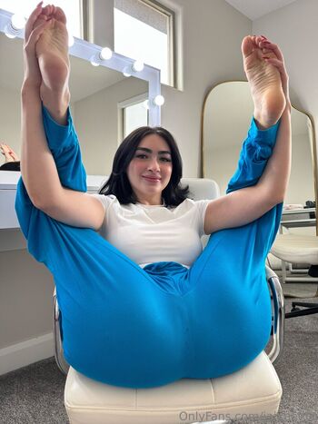 Full leaked Jaixpetite private onlyfans photo