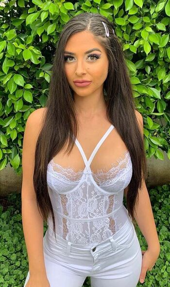 Jamie Nikkii