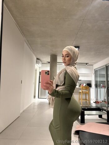 Full leaked Jamila habibti private onlyfans photo