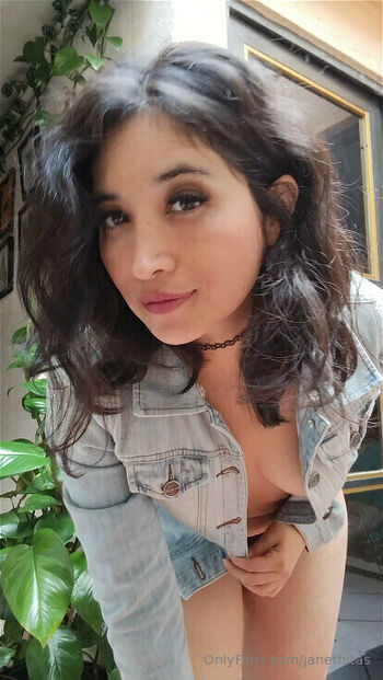 Full leaked Janethitas private onlyfans photo