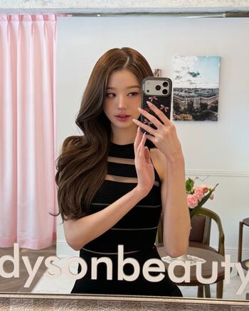 Full leaked Jang won young page private onlyfans photo