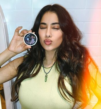 Full leaked Janhvi kapoor private onlyfans photo