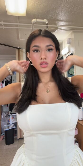 Full leaked Jasmine lillyyyy  page private onlyfans photo