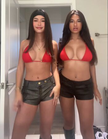 Full leaked Jasmine lillyyyy private onlyfans photo