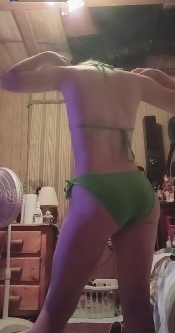Full leaked Jasminej private onlyfans photo