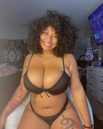 Jasmynaaliyah