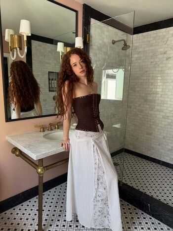 Full leaked Jassmineskye private onlyfans photo