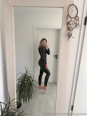 Full leaked Jazzyssecretworld private onlyfans photo