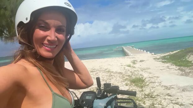 Full leaked Jeana private onlyfans photo