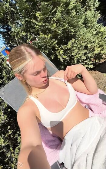 Full leaked Jellefeline private onlyfans photo