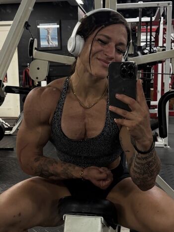 Jen_erhardt_ifbbpro