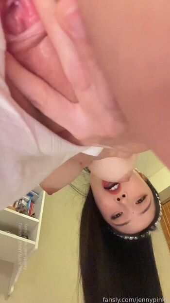 Full leaked Jen page private onlyfans photo