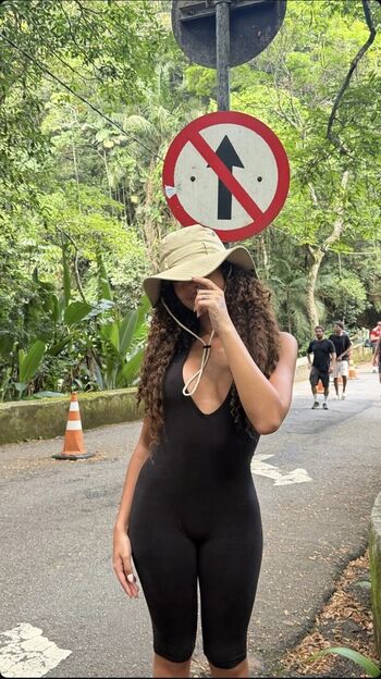 Full leaked Creamy pussies/ private onlyfans photo