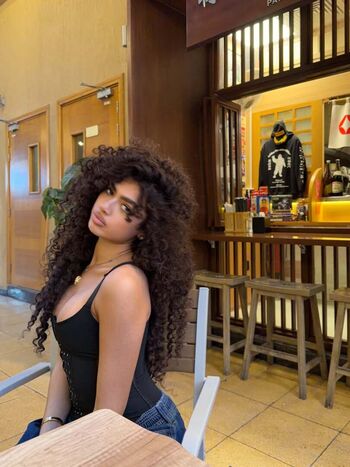 Full leaked Claire roos/ private onlyfans photo