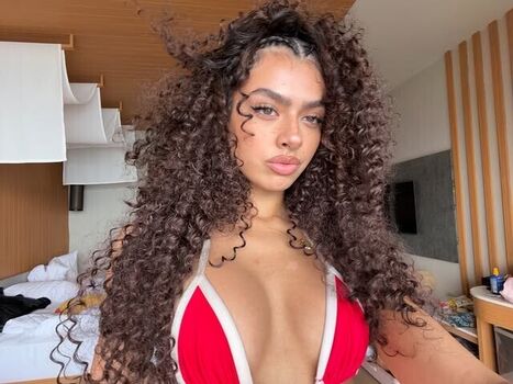 Full leaked Adah sharma/ private onlyfans photo