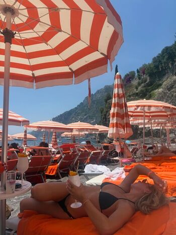 Full leaked Jennabarnhill private onlyfans photo