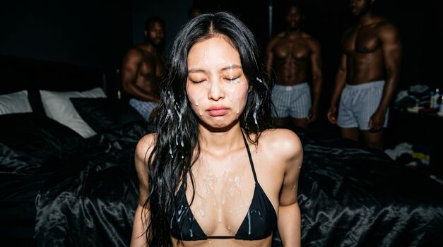 Full leaked Jennie blackpink page private onlyfans photo